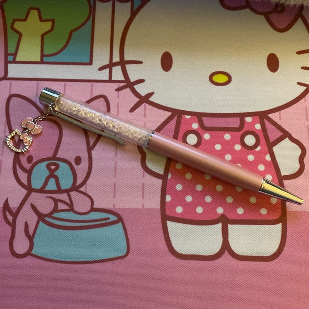 EUC Swarovski hello kitty pen
